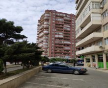 Satılır Yeni Tikili Memar Əcəmi m., 9-cu mikrorayon, Binəqədi r.