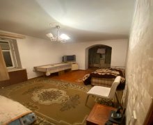 Satılır Köhnə Tikili Elmlər akademiyası m., Yasamal r.