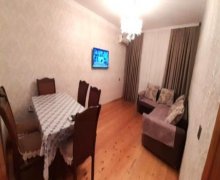 Satılır Köhnə Tikili Bakıxanov qəs., Sabunçu r. Satılır Köhnə Tikili Bakıxanov qəs., Sabunçu r.