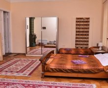 Kirayə (aylıq) Köhnə Tikili İçərişəhər m., Səbail r.