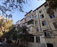 memar ecemide satilan evler Memar Əcəmi m., 5-ci mikrorayon, Nəsimi r.