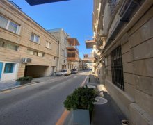 iceri seherde evlerin qiymeti İçərişəhər m., Səbail r.