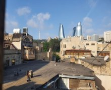 iceri seherde evlerin qiymeti İçərişəhər m., Səbail r.