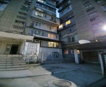 Satılır Köhnə Tikili İnşaatçılar m., Yeni Yasamal qəs., Yasamal r.