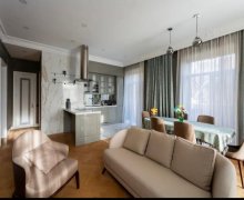 Satılır Köhnə Tikili Sahil m., Səbail r.