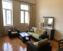 Kirayə (aylıq) Köhnə Tikili Sahil m., Səbail r.