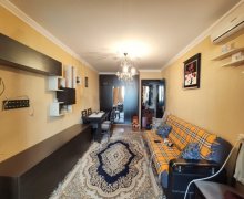 Satılır Köhnə Tikili Xalqlar dostluğu m., 8-ci kilometr, Nizami r.