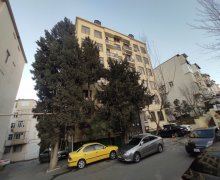 Satılır Yeni Tikili Memar Əcəmi m., 4-cü mikrorayon, Nəsimi r.