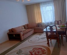 Satılır Köhnə Tikili Memar Əcəmi m., 9-cu mikrorayon, Binəqədi r.