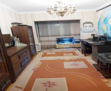 Satılır Köhnə Tikili Azadlıq m., 8-ci mikrorayon, Binəqədi r.