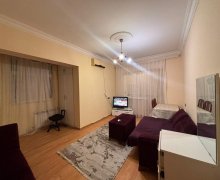 Kirayə (aylıq) Köhnə Tikili Azadlıq m., 8-ci mikrorayon, Binəqədi r.