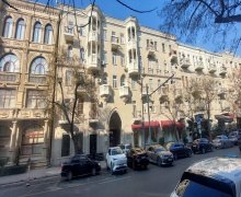 Satılır Köhnə Tikili Sahil m., Səbail r.