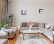 Satılır Yeni Tikili Elmlər akademiyası m., Yasamal r.