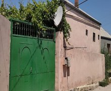 Satılır Həyət evi/villa Xocaəsən m., Sulutəpə qəs., Binəqədi r.