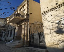 iceri seherde evlerin qiymeti İçərişəhər m., Səbail r.