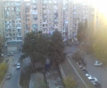 Satılır Köhnə Tikili Qaraçuxur qəs., Suraxanı r. Satılır Köhnə Tikili Qaraçuxur qəs., Suraxanı r.