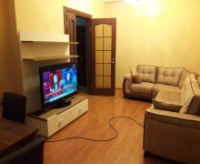 Kirayə (aylıq) Yeni Tikili 7-ci mikrorayon, Binəqədi r. Kirayə (aylıq) Yeni Tikili 7-ci mikrorayon, Binəqədi r.