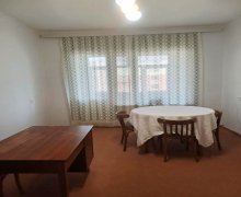 Satılır Köhnə Tikili Azadlıq m., 8-ci mikrorayon, Binəqədi r.