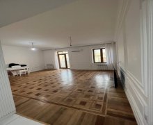 Satılır Köhnə Tikili Nizami m., Yasamal qəs., Yasamal r.