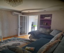 Satılır Köhnə Tikili Neftçilər m., Nizami r. Satılır Köhnə Tikili Neftçilər m., Nizami r.