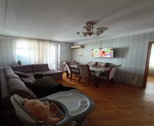 Satılır Köhnə Tikili İnşaatçılar m., Yasamal r.