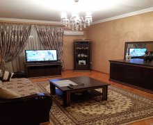 7-ci mkr-da satılan evlər Azadlıq m., 7-ci mikrorayon, Binəqədi r.