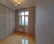 7-ci mkr-da satılan evlər Azadlıq m., 7-ci mikrorayon, Binəqədi r.