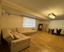 Satılır Yeni Tikili İnşaatçılar m., Yeni Yasamal qəs., Yasamal r.