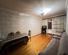 Satılır Köhnə Tikili Yeni Günəşli qəs., Suraxanı r. Satılır Köhnə Tikili Yeni Günəşli qəs., Suraxanı r.