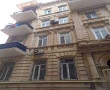 Satılır Köhnə Tikili Nizami m., Yasamal r.