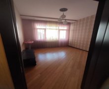 Satılır Yeni Tikili Elmlər akademiyası m., Yasamal r.