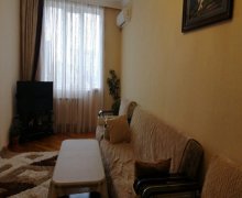 Satılır Yeni Tikili Xalqlar dostluğu m., 8-ci kilometr, Nizami r.