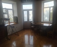 Satılır Köhnə Tikili Sahil m., Nəsimi r.