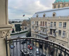 Satılır Köhnə Tikili Sahil m., Səbail r.