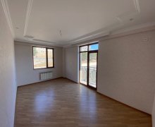 Satılır Yeni Tikili Yeni Günəşli qəs., Suraxanı r.