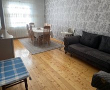 Satılır Köhnə Tikili Xalqlar dostluğu m., 8-ci kilometr, Nizami r.