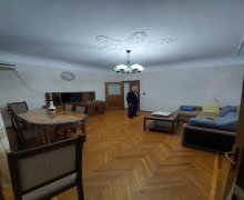 Kirayə (aylıq) Köhnə Tikili 28 May m., Nəsimi r.