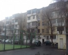 Satılır Köhnə Tikili Elmlər akademiyası m., Yasamal r.