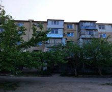 Satılır Köhnə Tikili Neftçilər m., Nizami r. Satılır Köhnə Tikili Neftçilər m., Nizami r.