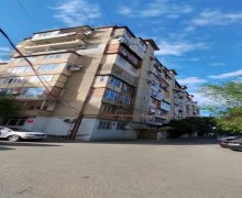 Satılır Köhnə Tikili Nəsimi m., 6-cı mikrorayon, Binəqədi r.