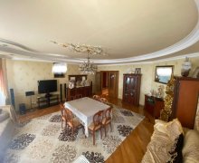 Satılır Yeni Tikili Elmlər akademiyası m., Yasamal r.