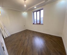 Satılır Yeni Tikili Xırdalan ş.