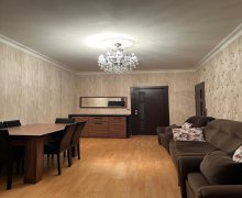 7-ci mkr-da satılan evlər 7-ci mikrorayon, Binəqədi r.