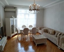 Satılır Yeni Tikili İnşaatçılar m., Yeni Yasamal qəs., Yasamal r.