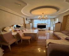 Satılır Yeni Tikili Qara Qarayev m., 8-ci kilometr, Nizami r.