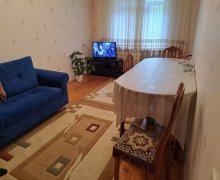 Satılır Köhnə Tikili Xalqlar dostluğu m., 8-ci kilometr, Nizami r.