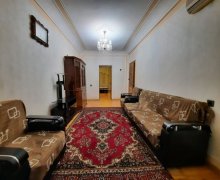 Satılır Köhnə Tikili Neftçilər m., 8-ci kilometr, Nizami r.