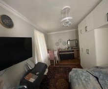 Satılır Köhnə Tikili Elmlər akademiyası m., Yasamal r.