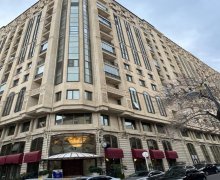 iceri seherde evlerin qiymeti İçərişəhər m., Səbail r.