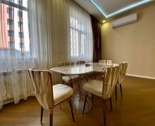 Satılır Yeni Tikili Elmlər akademiyası m., Yasamal r.